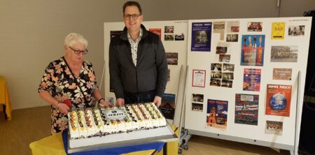 Bakker Bos sponsort taart AZM 50 jaar